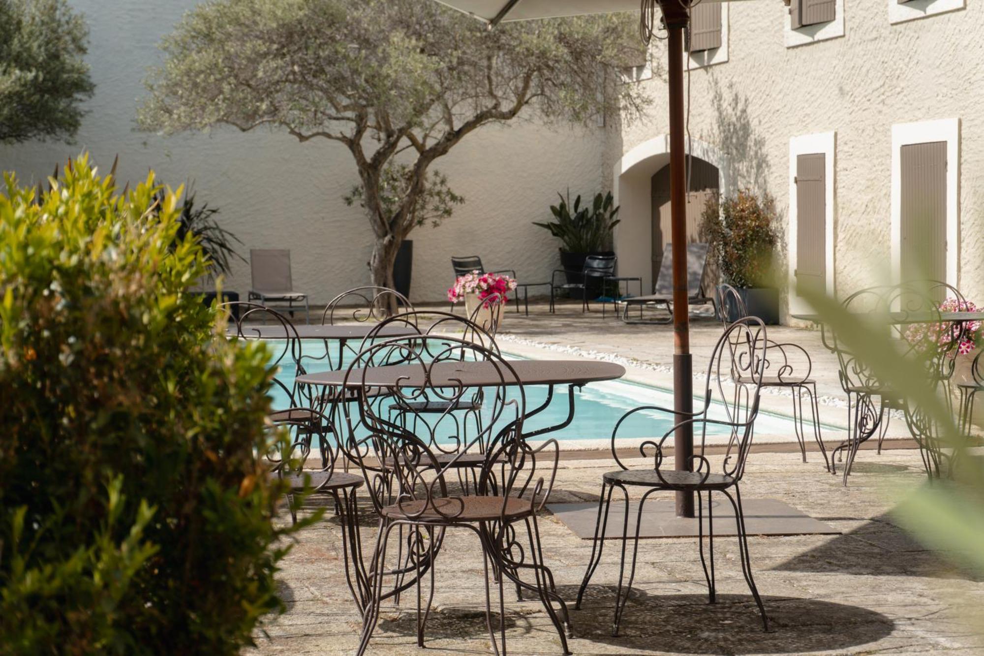 Hotel Les Magnanarelles Maussane-les-Alpilles Exterior photo